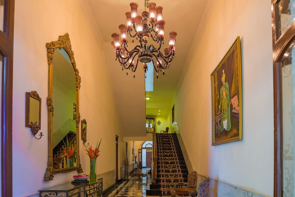 Lalit Laxmi Vilas Palace 10/50