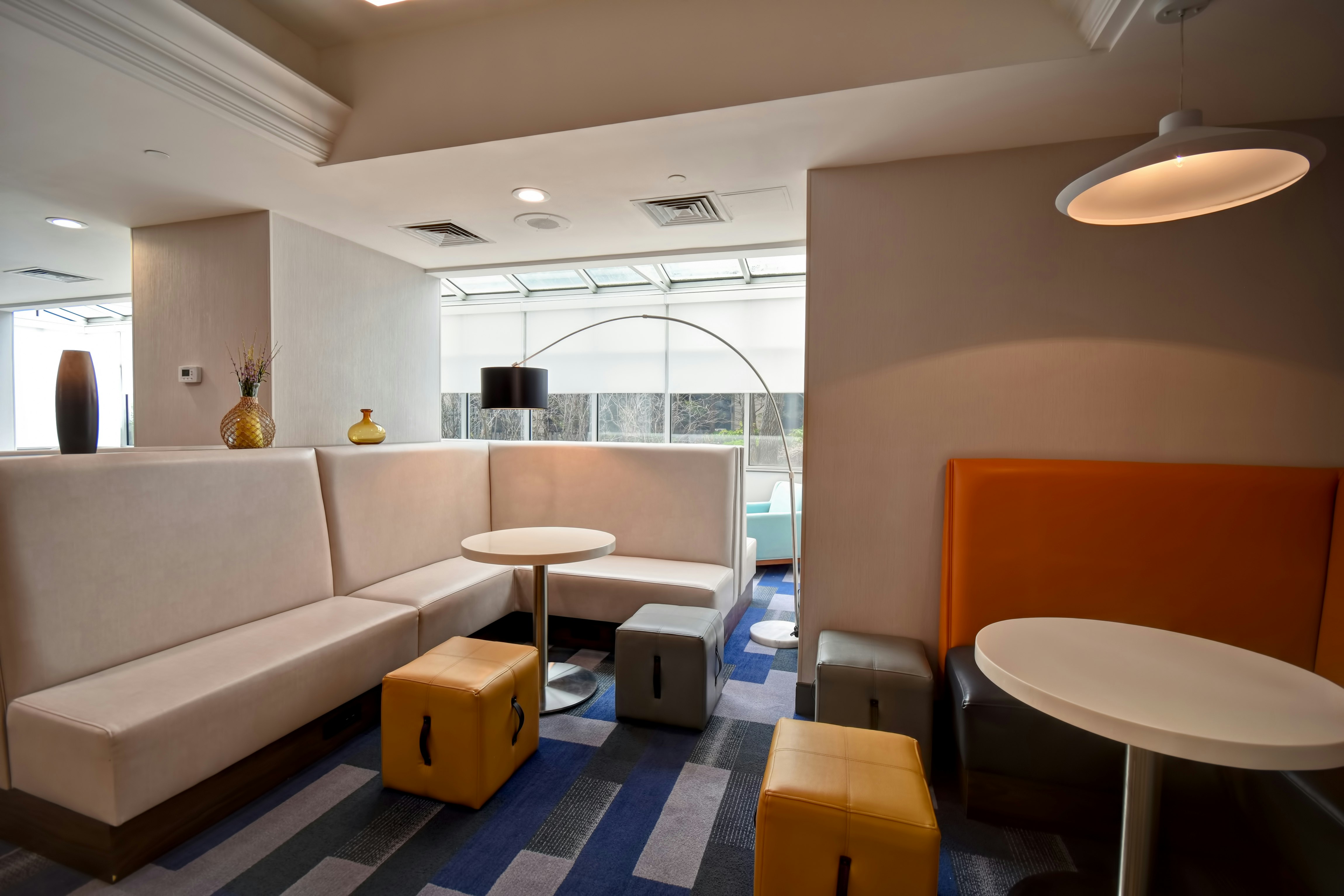 Hampton Inn NY-JFK 24/48