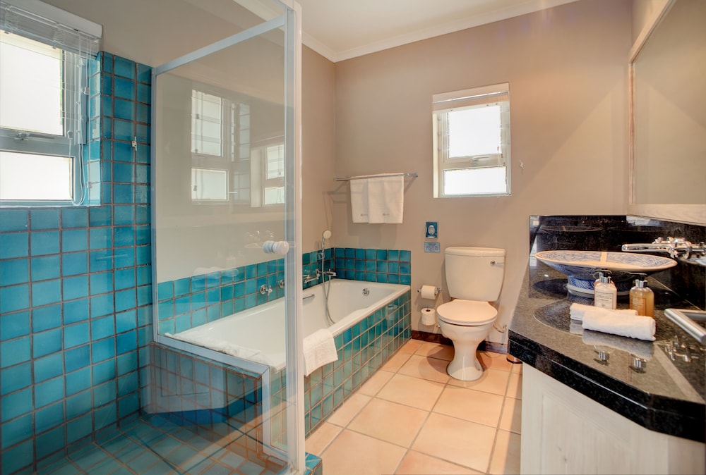 Abalone Guest Lodge 50/50