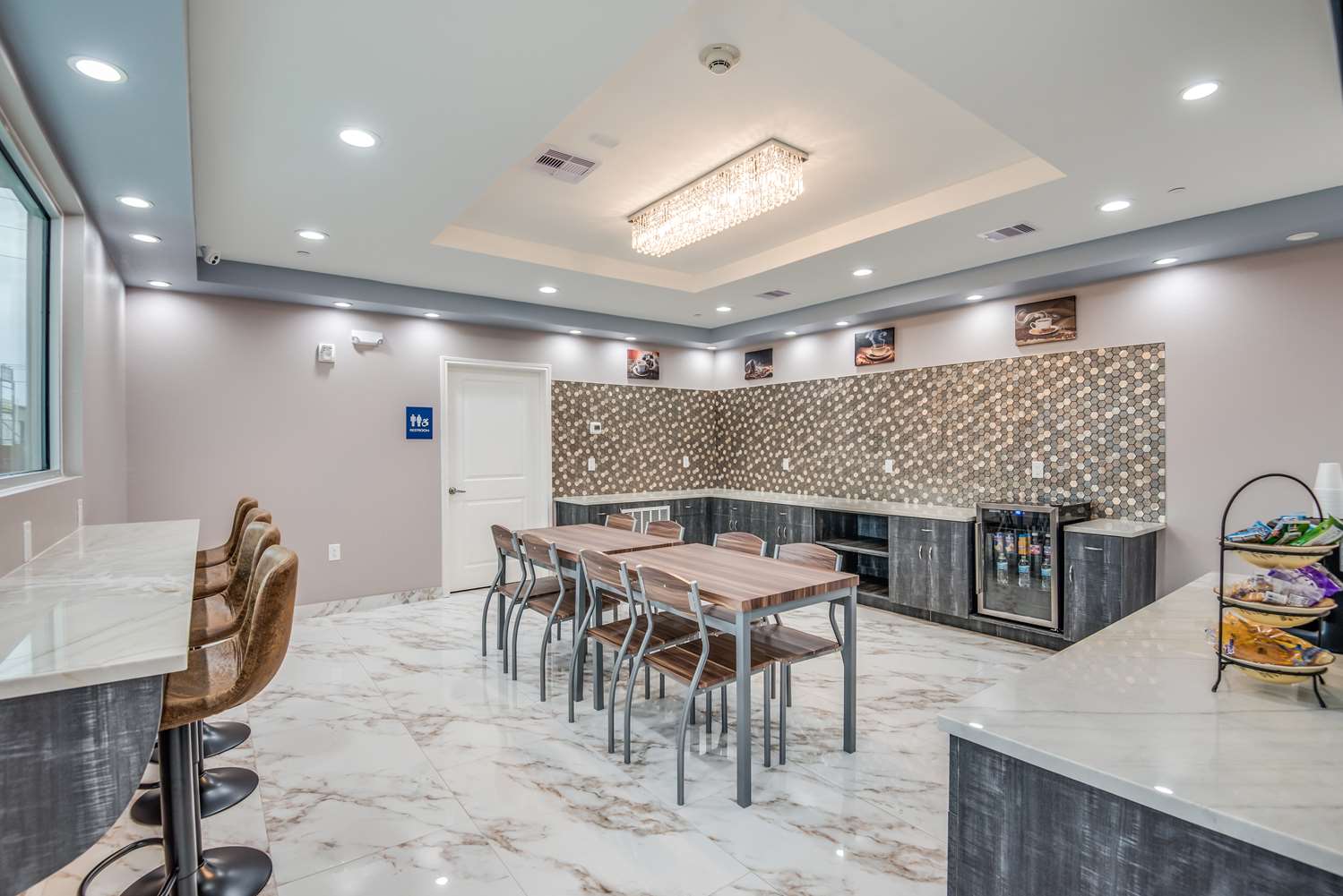 Americas Best Value Inn Suites Houston At Hwy 6 5/8
