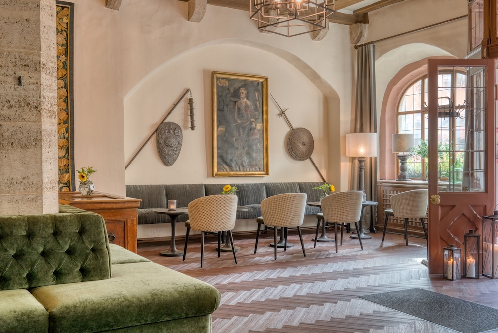 Eisenhut Hotel 27/46