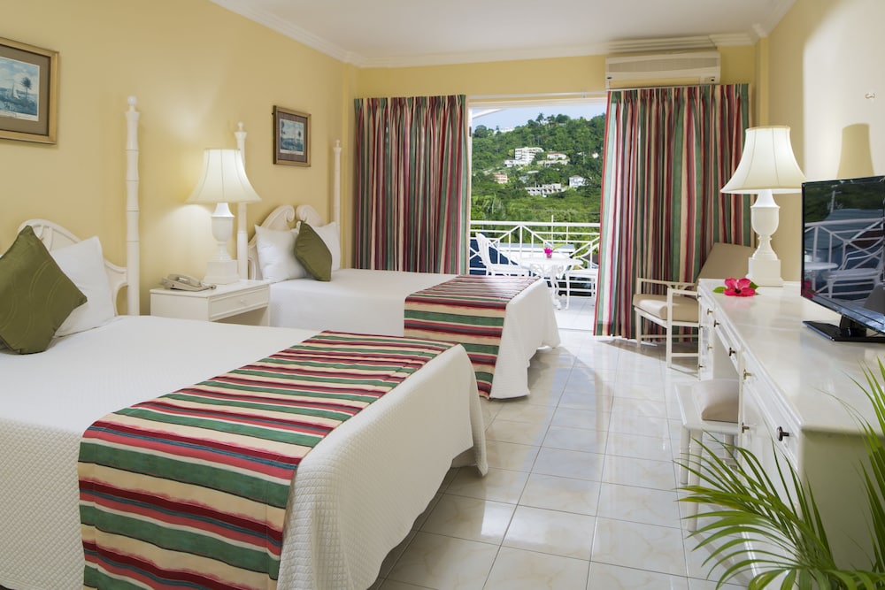 Sea Garden Beach Resort 12/41