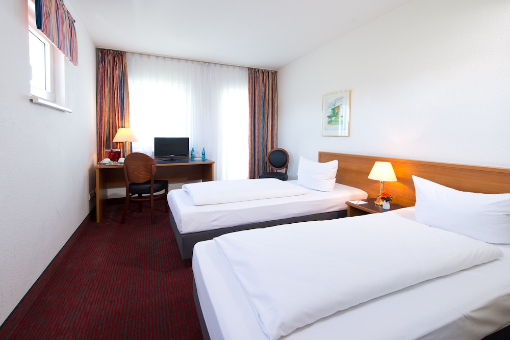 Achat Hotel Darmstadt Griesheim 30/74
