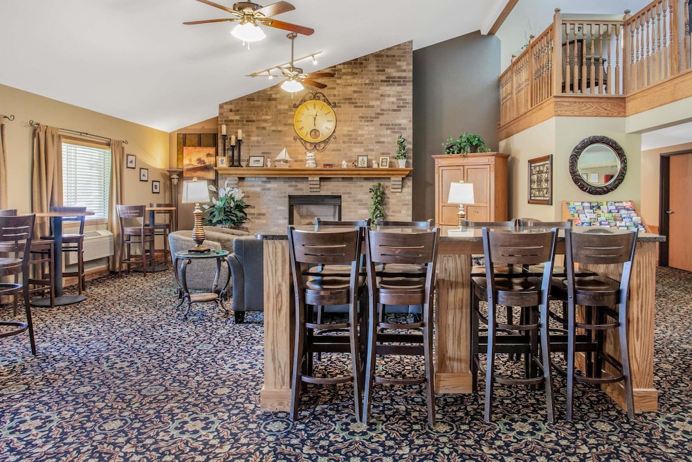 Americinn By Wyndham White Bear Lake St. Paul 13/20