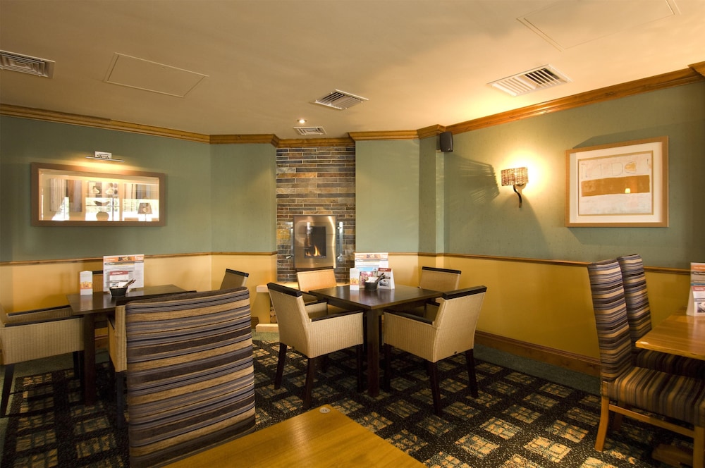 Premier Inn Doncaster Central (High Fishergate) 21/37