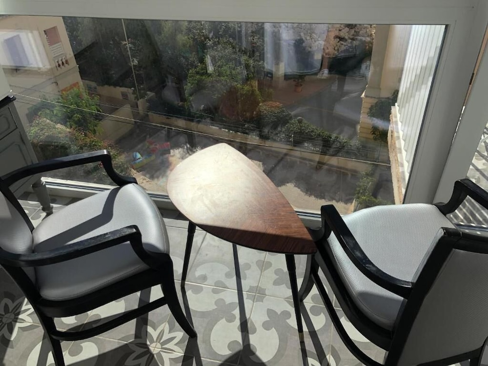 Lee's House Bed & Breakfast Sliema 26/50