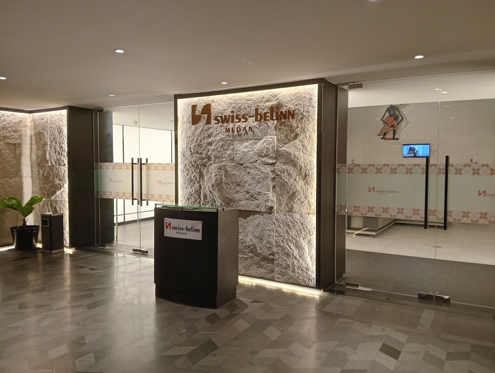 Lobby at Swiss-Belinn Medan, MEDAN
