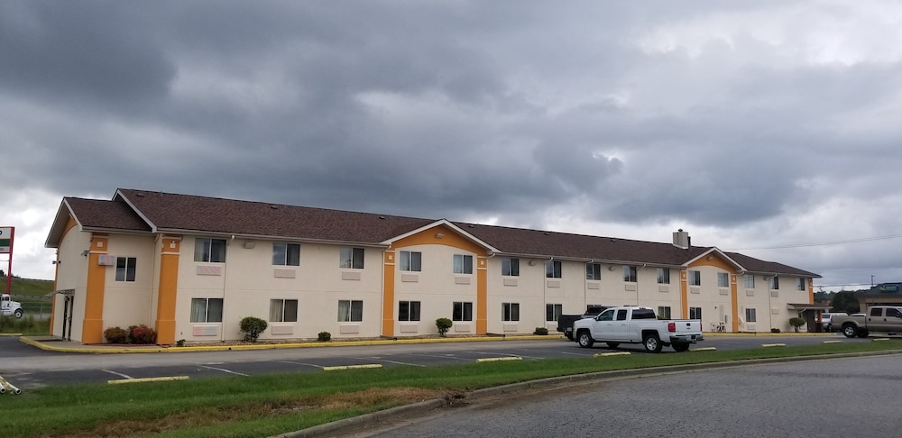 Super 8 by Wyndham Franklin 5/43
