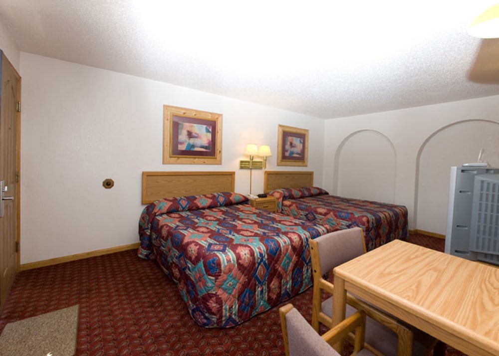 North Country Inn & Suites 17/39