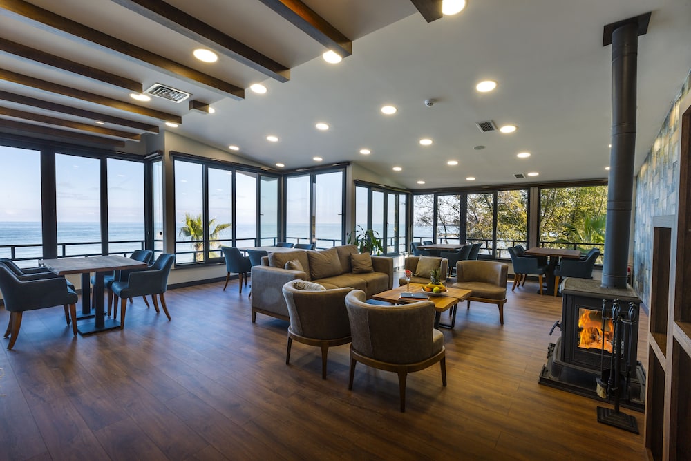 Santana Otel 35/48