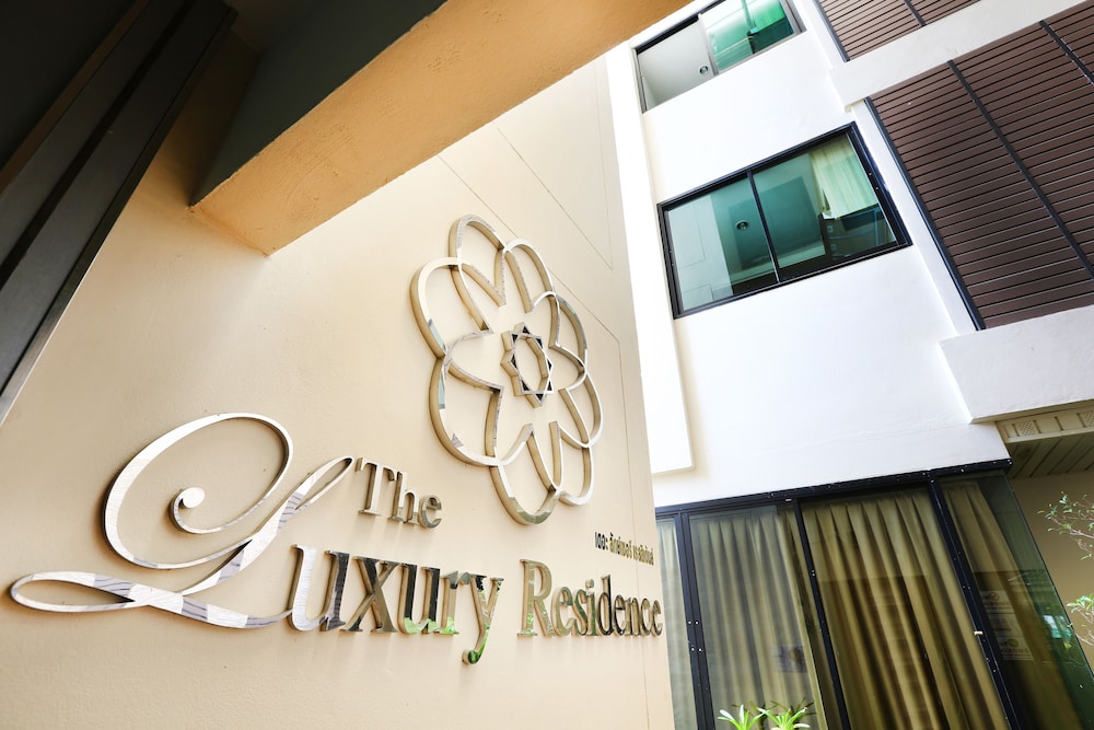 The Luxury Residence 8/50