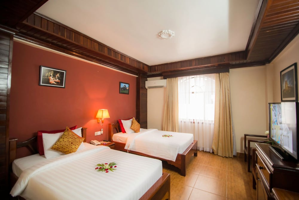 Angkor Pearl 29/54
