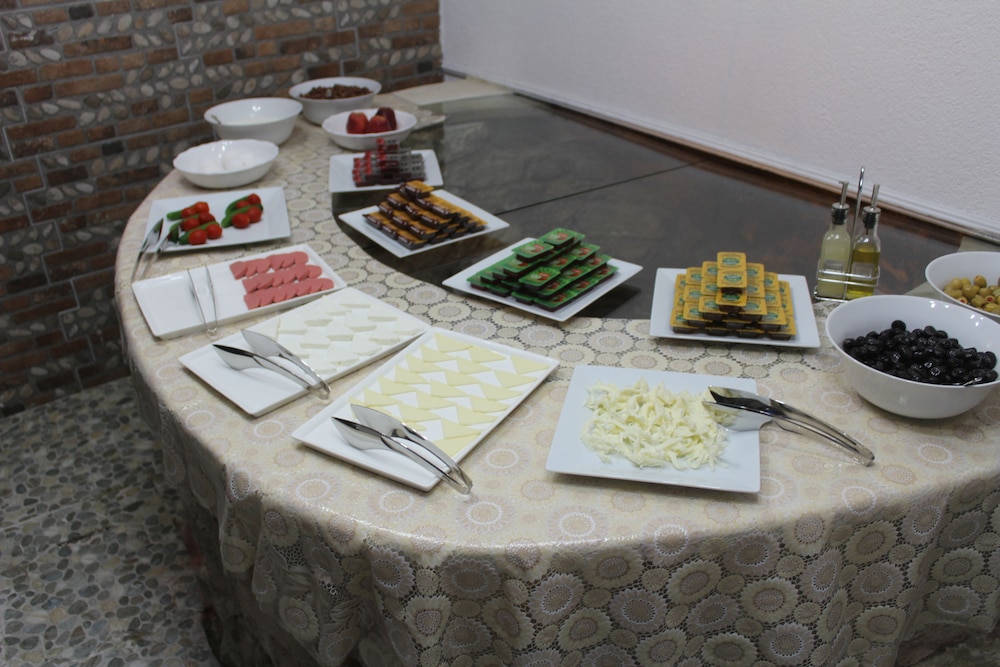 Nuray Hotel 44/54