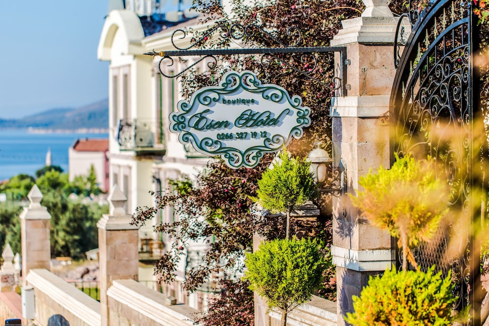 Cunda Esen Hotel 46/50