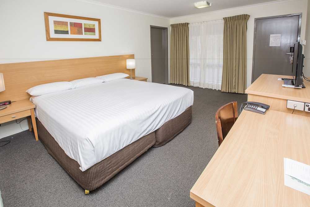 Ibis Styles Canberra Eaglehawk 12/65