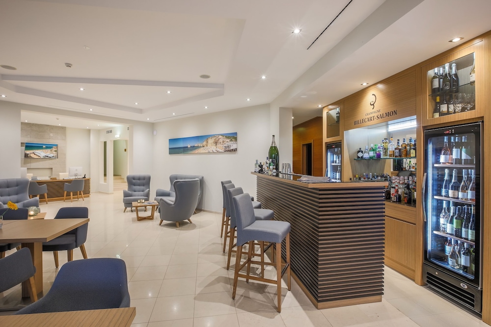Caneiros Luxury House & Suites 53/67