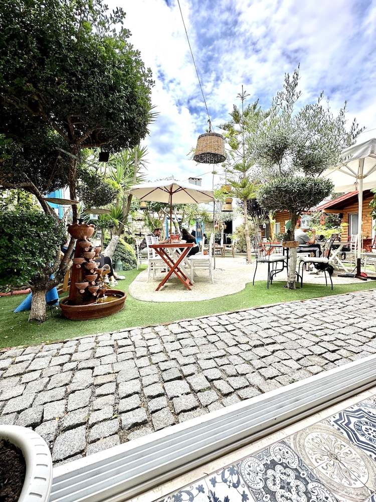 KAYEZTA HOTEL 37/49