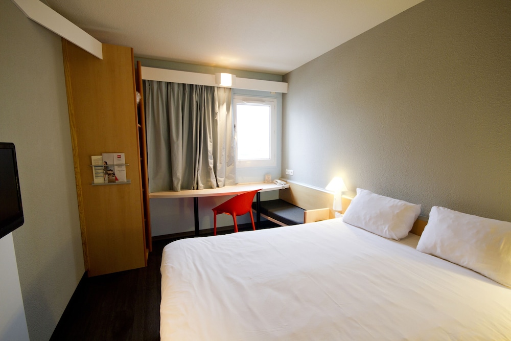 Ibis Bayonne Centre 10/74