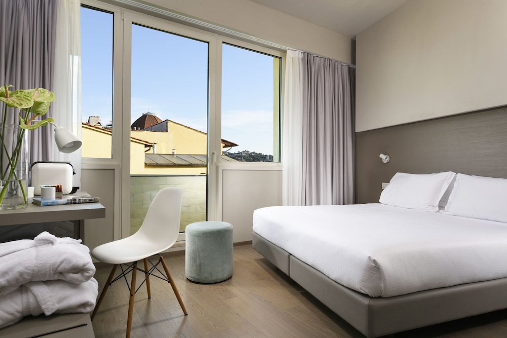Glance Hotel In Florence 18/70