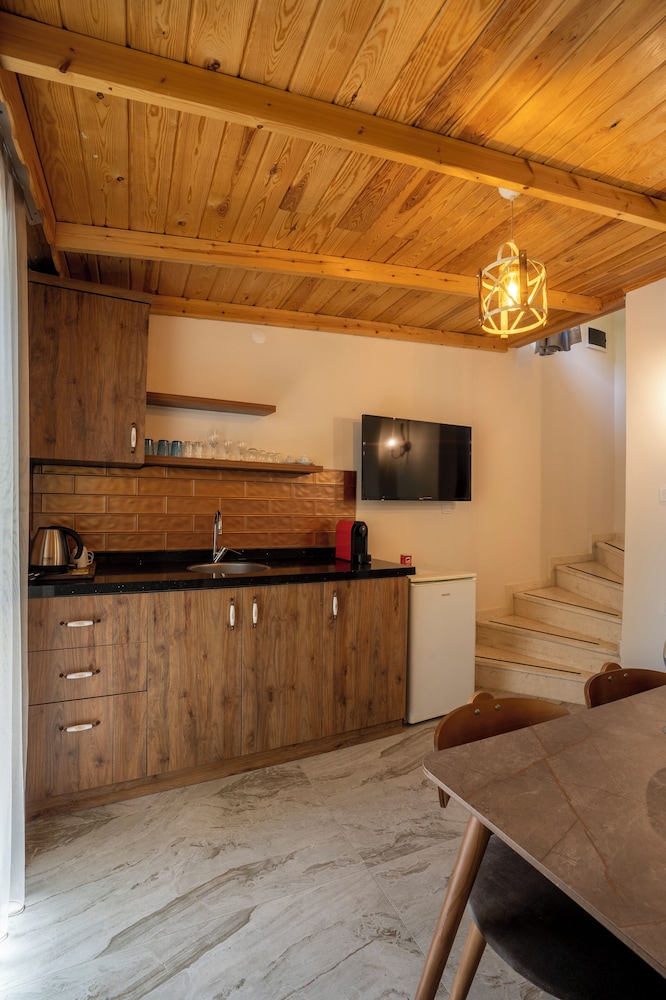 Villa Marine Apart Hotel 8/48