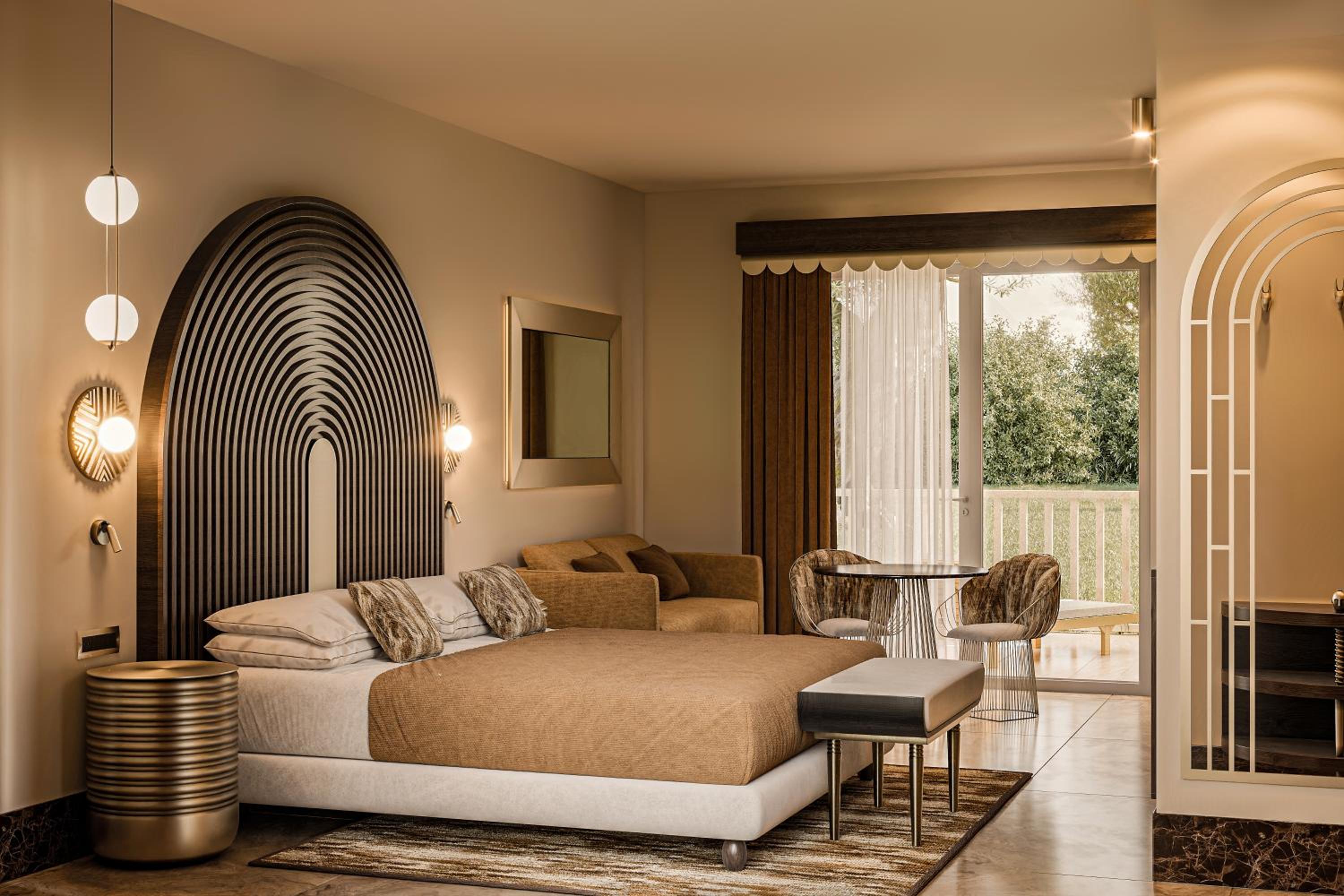 Pool, Junior Suite