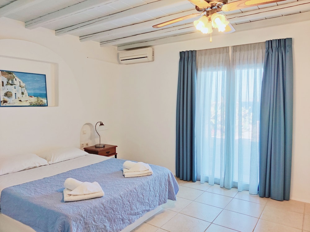 Sofia's Bungalows Mykonos 1/82