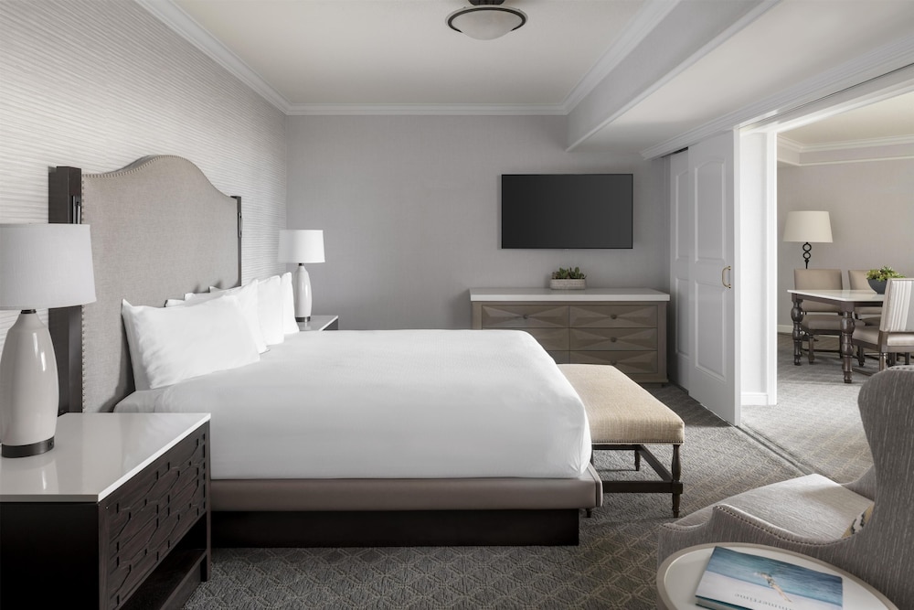 Huntington, Suite, King Bed
