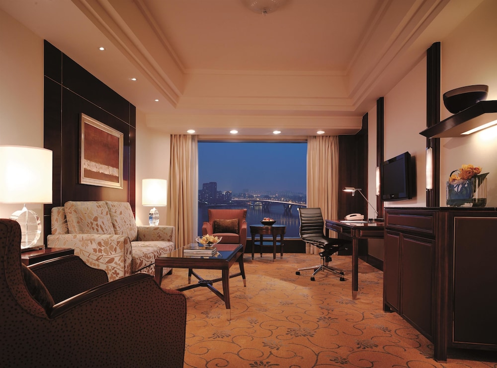 Shangri La Guangzhou 36/66