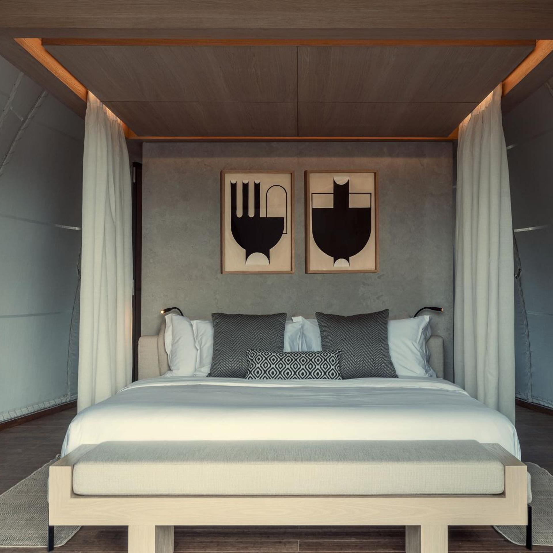 Cabana, Plunge Pool