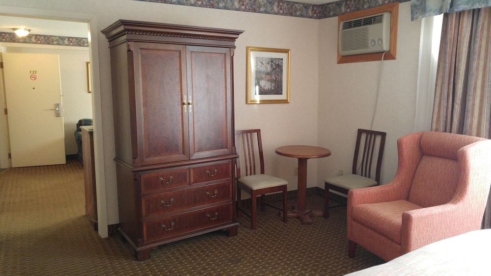 Best Value Inn & Suites Parry Sound 9/17