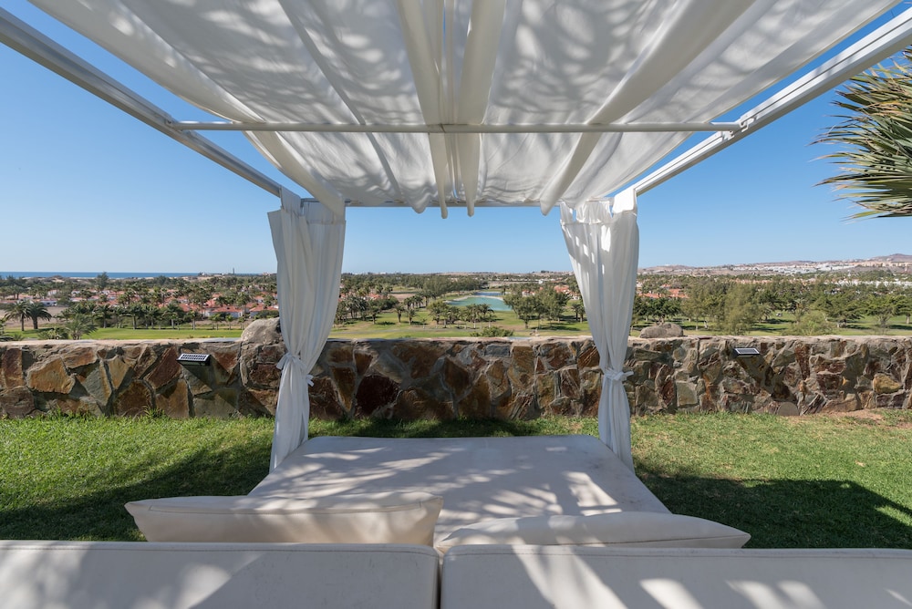 Bull Vital Suites & Spa Boutique Hotel 41/46