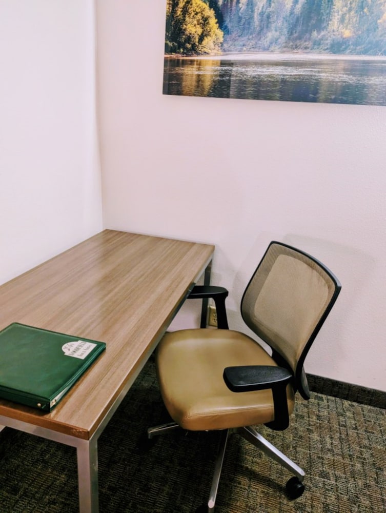 Woodfield Inn and Suites 49/60