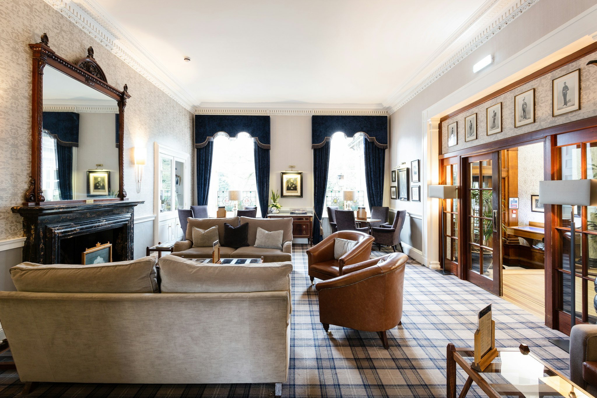 Royal Scots Club Hotel 33/56