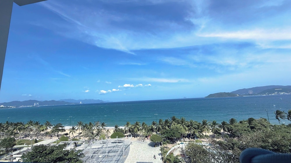 Aqua Hotel & Spa 40/44