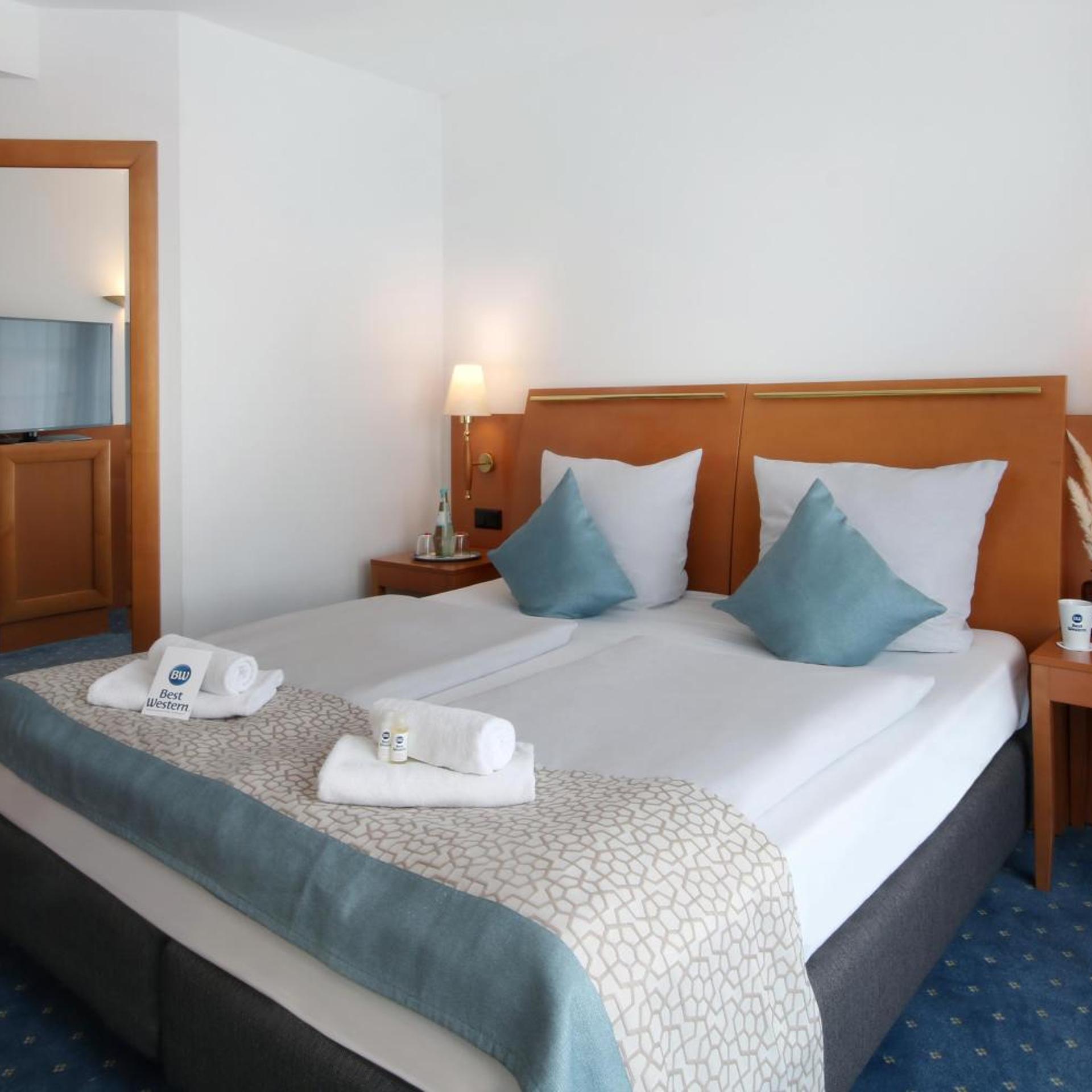 غرفة كومفورت بسرير كوين، Best Western Hotel Halle-Merseburg 2/6