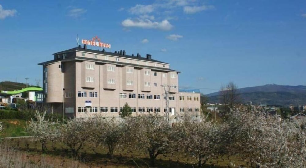 Novo Hotel 1/15