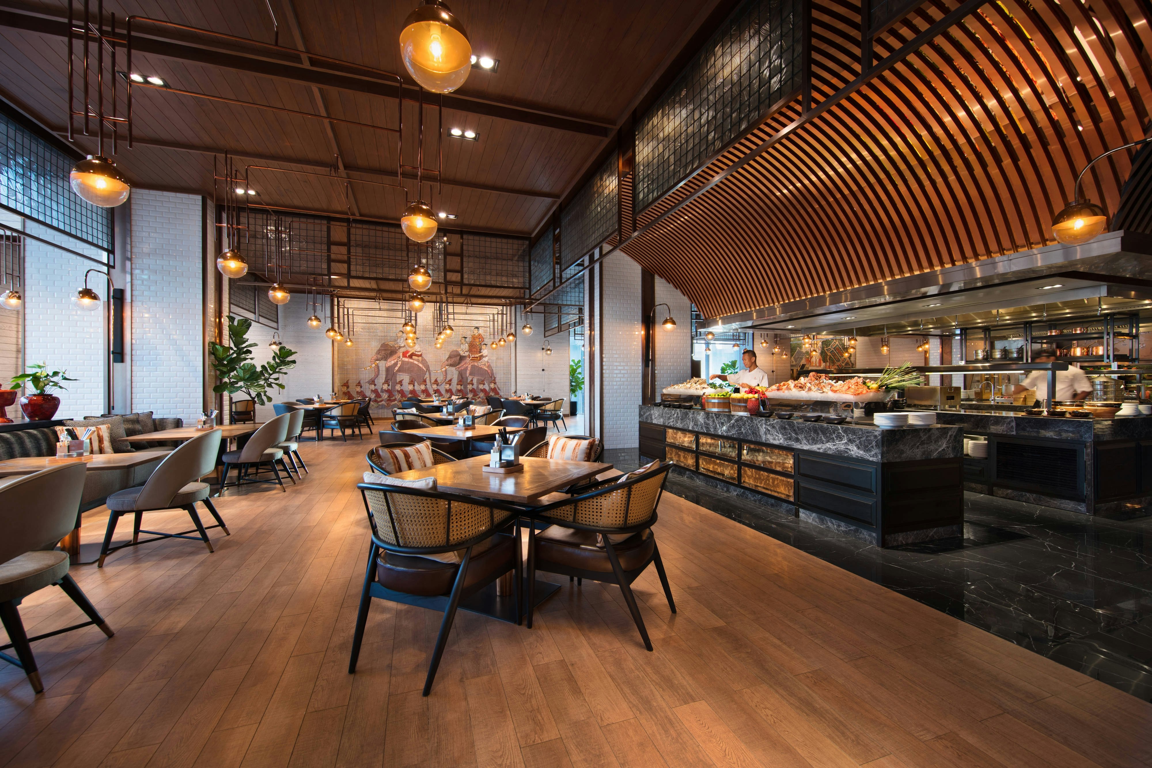 Marriott Bangkok Hotel the Surawongse 41/74