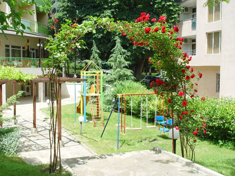 Ljuljak Hotel 28/37