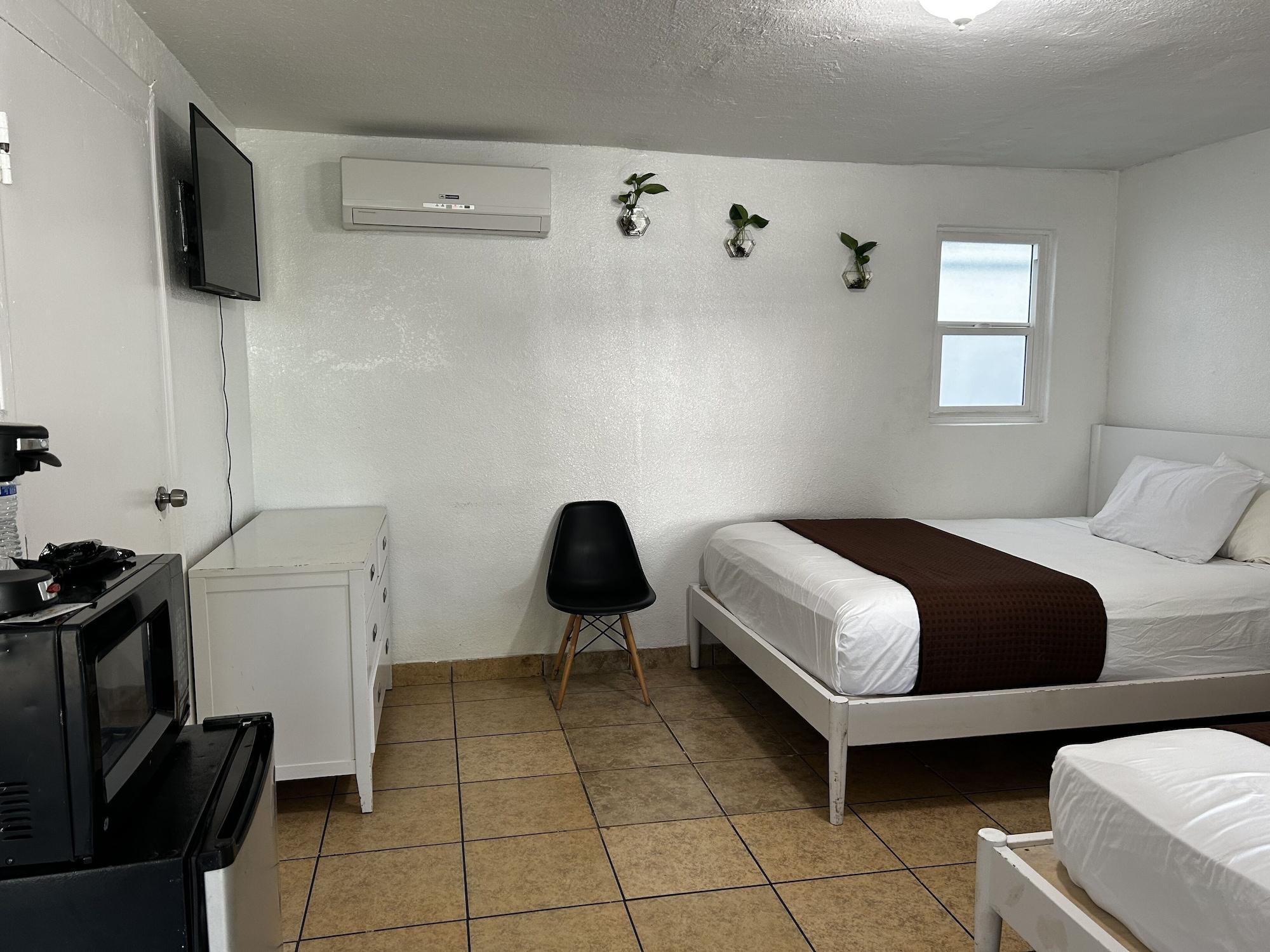 Motel San Diego 12/38