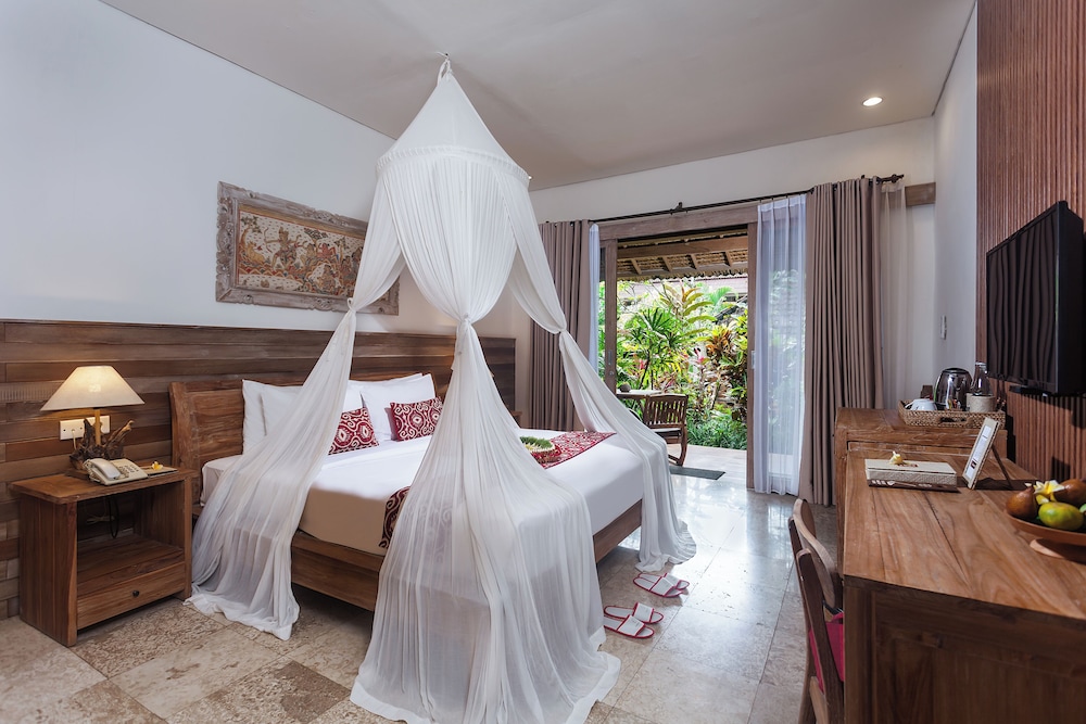 Kailash Suites 4/33