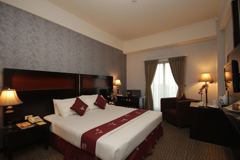 Kaisar Hotel 30/56