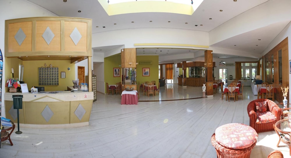 Aegeon Hotel 9/68