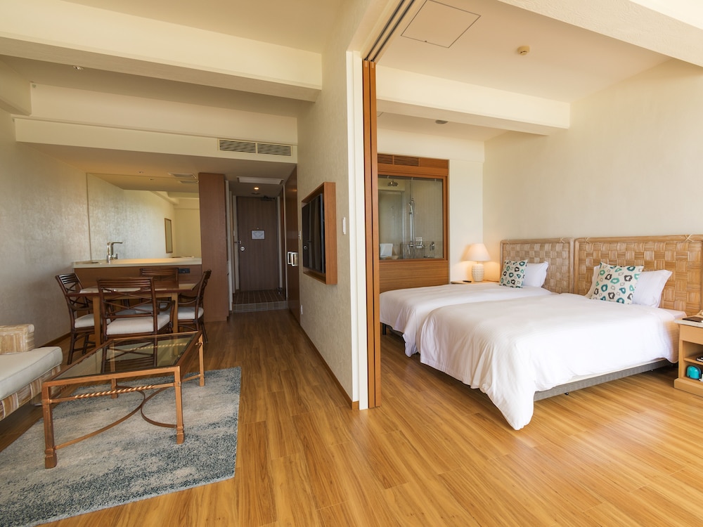 Hotel Moon Beach Okinawa 17/68