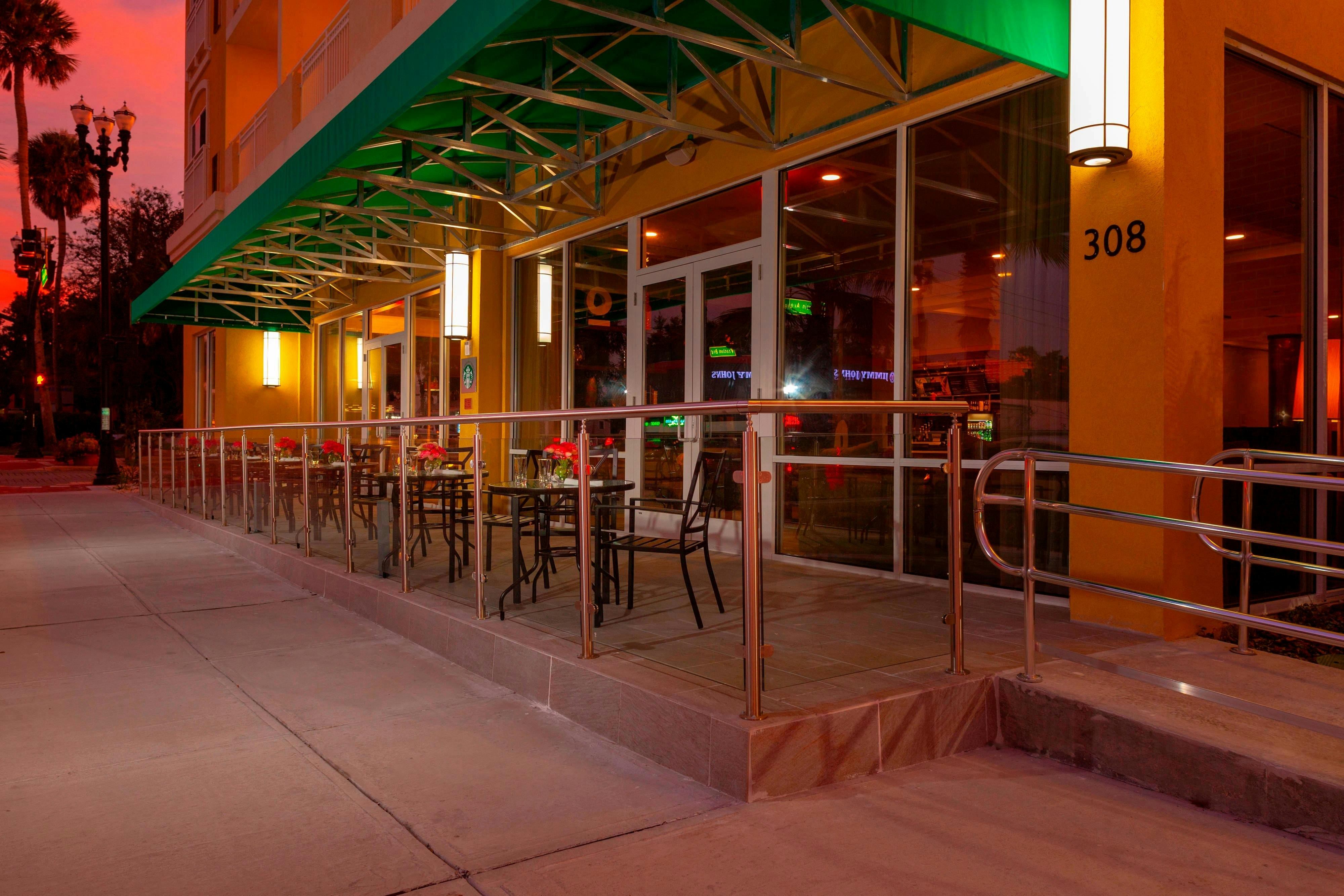 Courtyard By Marriott Deland Historic Downtown 6/47