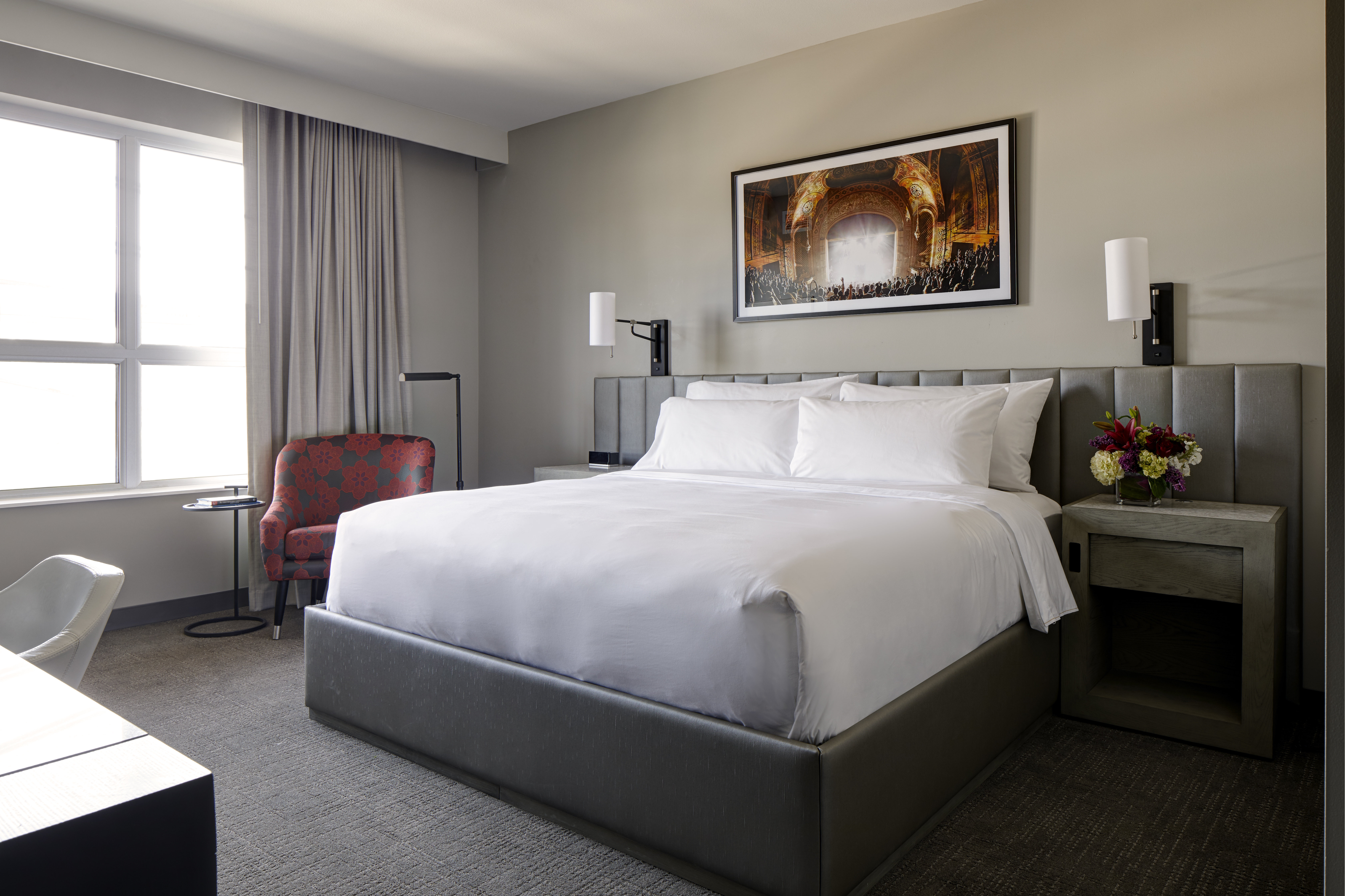 Guest Room, Classic, King Bed, Bathtub, Accessible