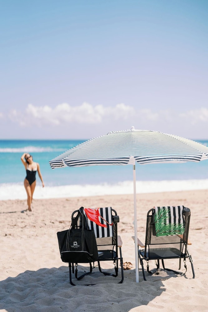White Elephant Palm Beach 57/62