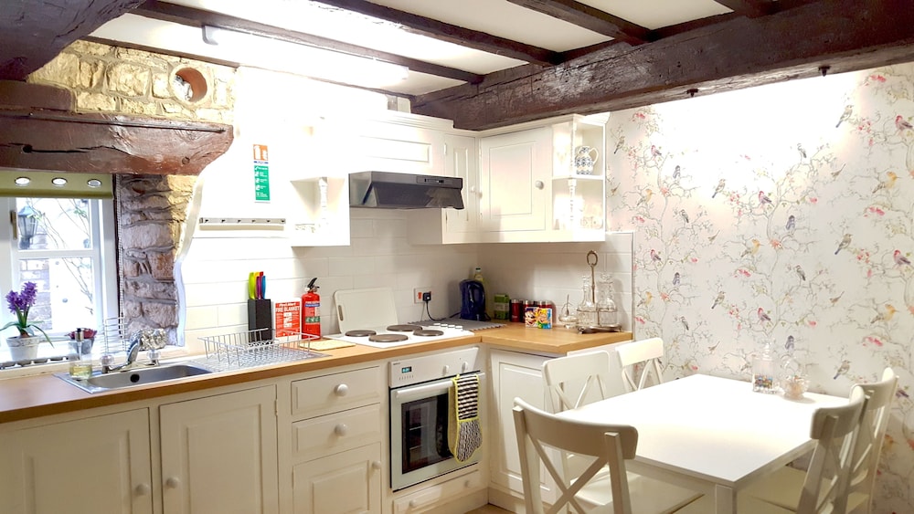 River Nene Cottages 29/50