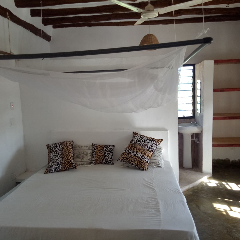 Travellers Inn Resort Malindi 3/34
