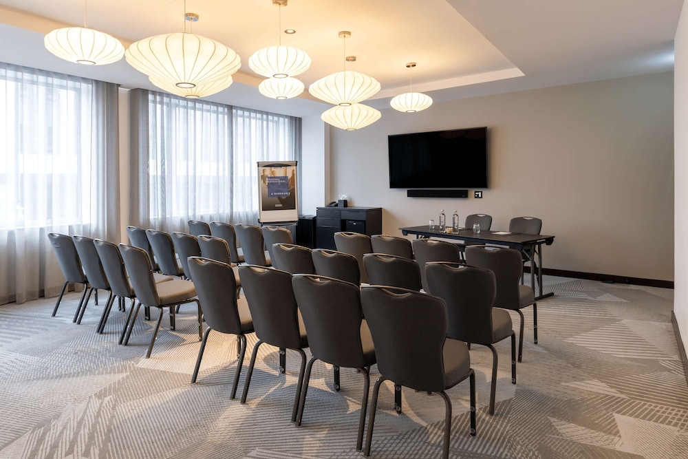 Radisson Blu Glasgow 56/66