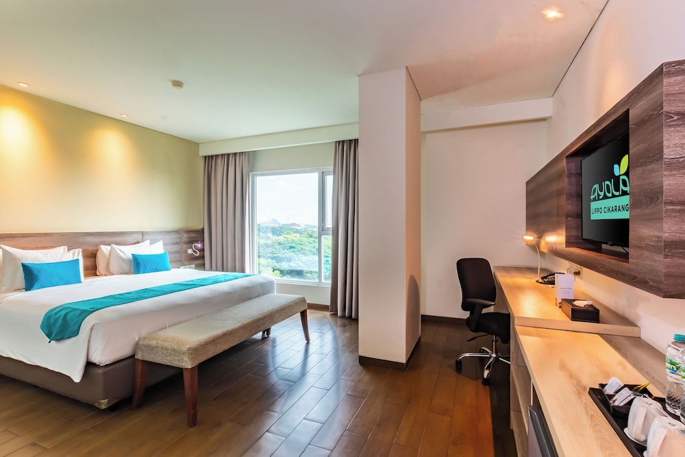 Hotel Ayola Lippo Cikarang 22/60